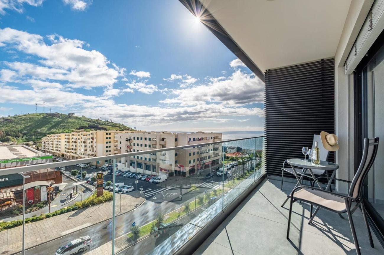 Fenix Ocean View By Madeira Sun Travel Apartment ฟุงชาล ภายนอก รูปภาพ