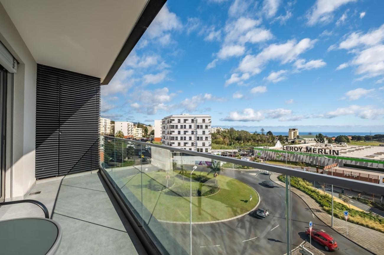 Fenix Ocean View By Madeira Sun Travel Apartment ฟุงชาล ภายนอก รูปภาพ